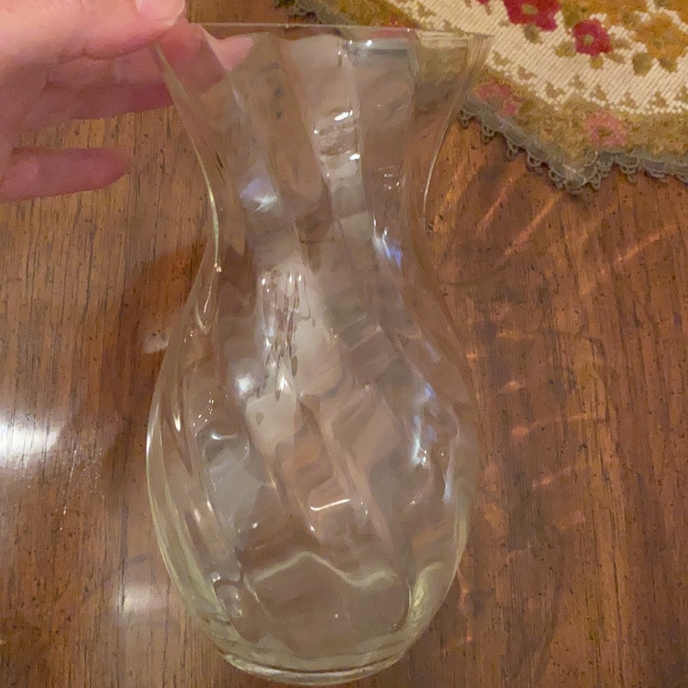 Vintage crystal/ glass 3 vases bundle - Picture 6 of 11